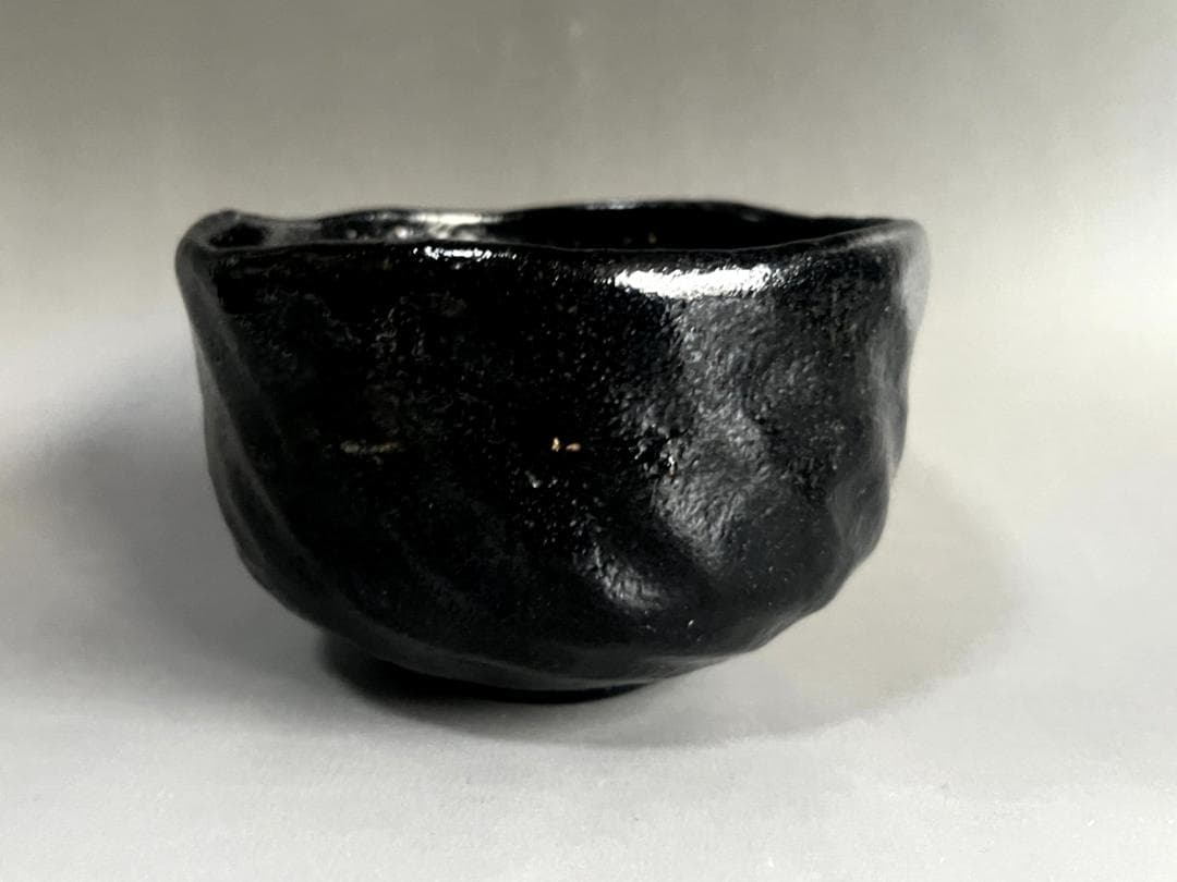茶碗■「手ねね」佐々木松楽（松楽窯）楽吉左右衛門？漆黒の艶 窯印在 黒楽茶碗■