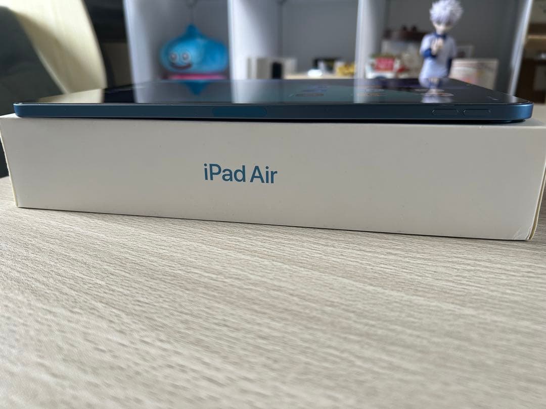 iPad Air 10.9インチ (第５世代）64GB バッテリー最大容量90%