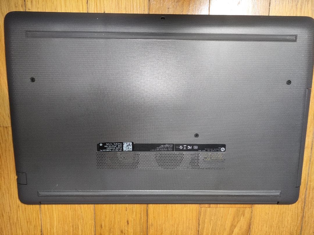 HP 250G7 15.6型ノートパソコン ②