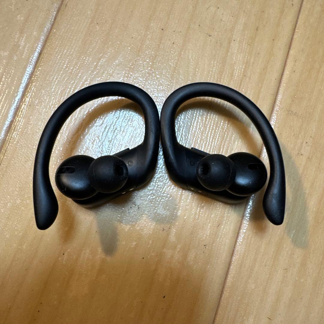 Powerbeats Pro ブラック 黒　イヤホン　パワービーツプロ　外箱付き