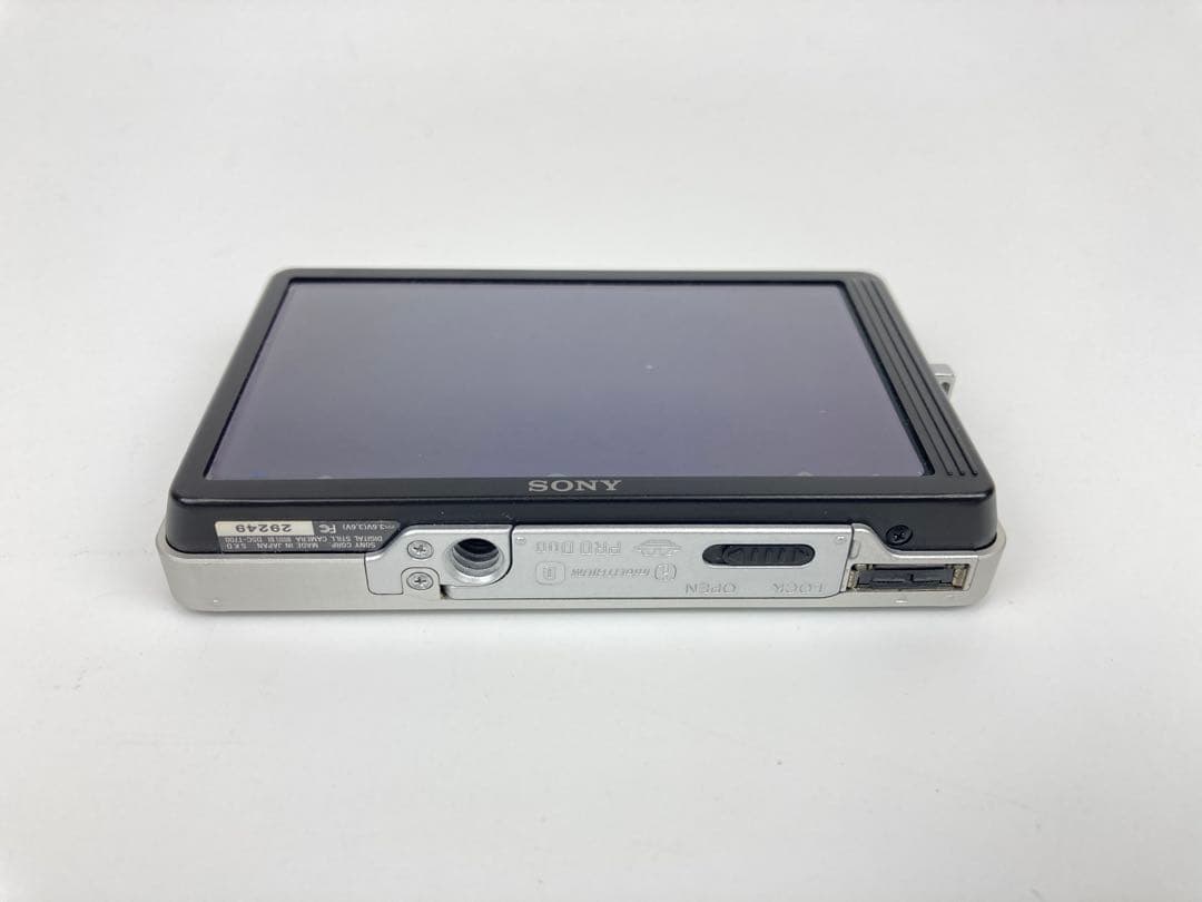 【極美品】SONY Cyber-Shot T700 シルバー コンデジ