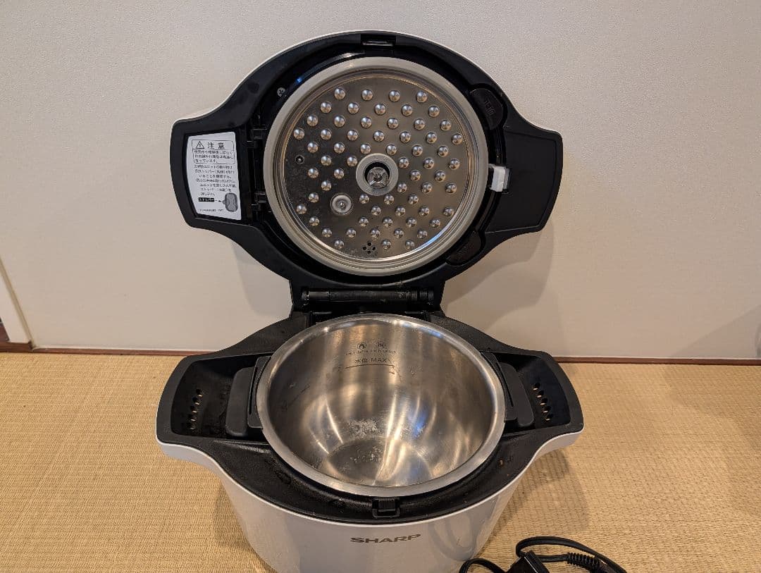 ヘルシオ　ホットクック　HEALSIO KN-HW16D