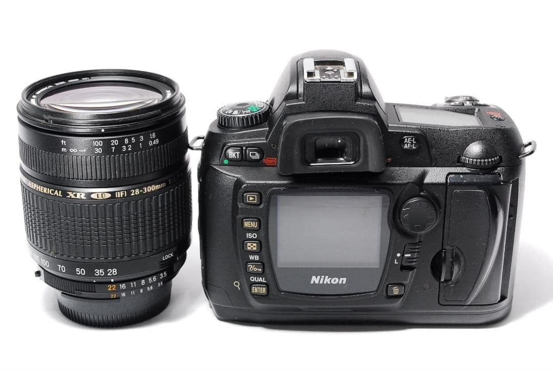 ⭐️扱いやすい1台⭐️Nikon D70s✨高倍率レンズセット✨日常から望遠まで