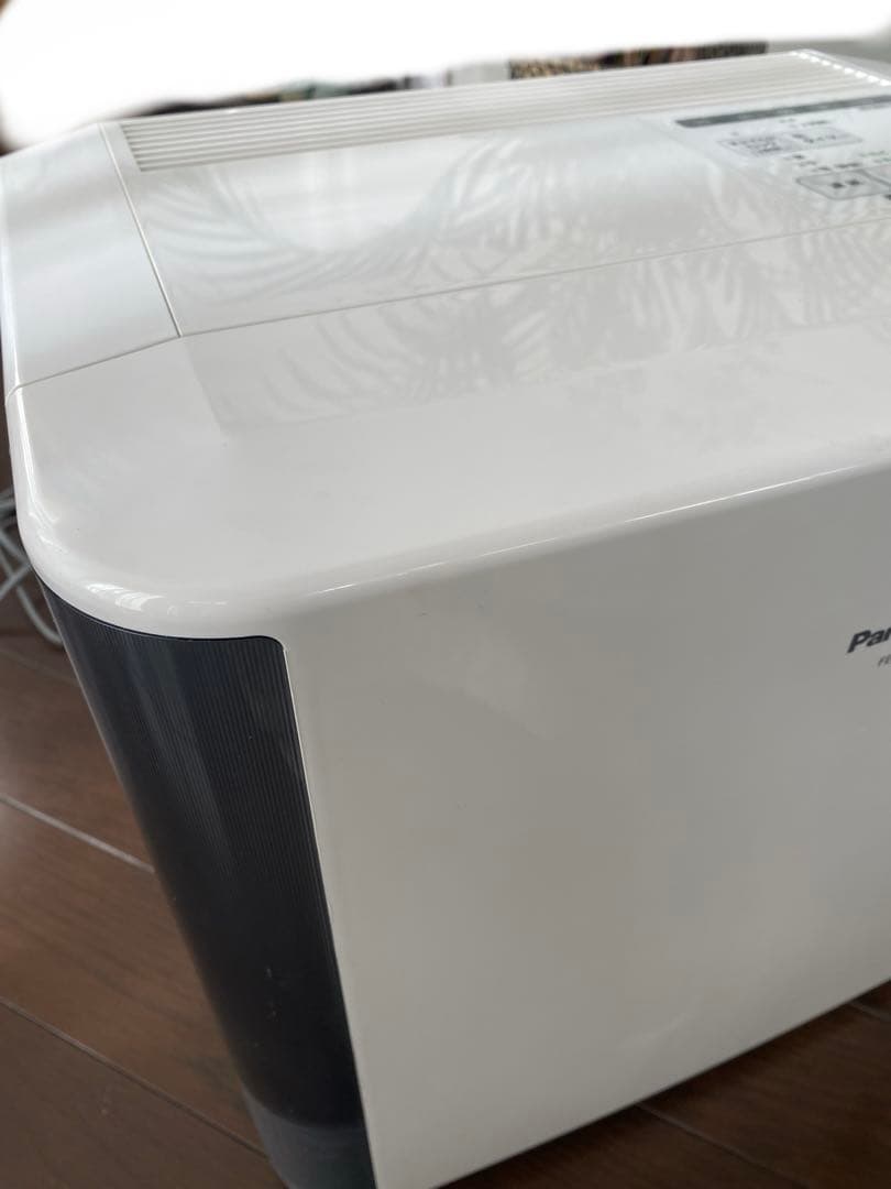 パナソニック ヒートレスファン(気化)式加湿機 ホワイト FE-KFE15
