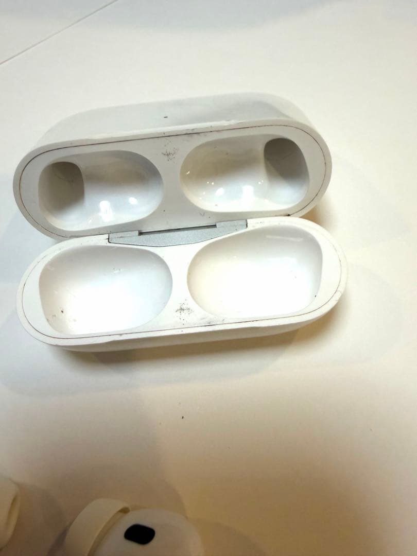 AirPods pro2 左耳のみ使用可能