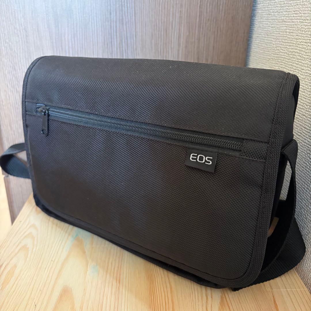Canon EOS Kiss X6i 美品 バッグ付き 万能ズーム 一眼レフ