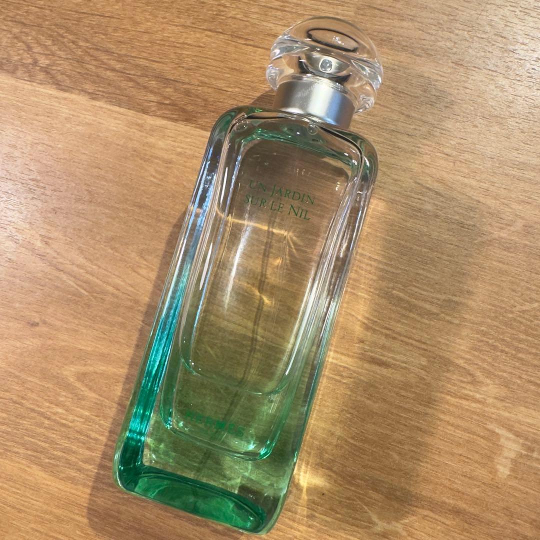 HERMES UN JARDIN SUR LE NIL 香水　100ml