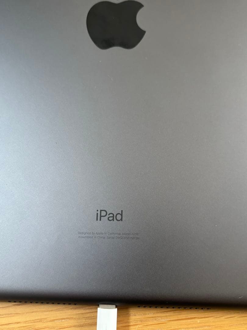 【美品】iPad 第7世代 32GB Wi-Fi ＋ Apple Pencil
