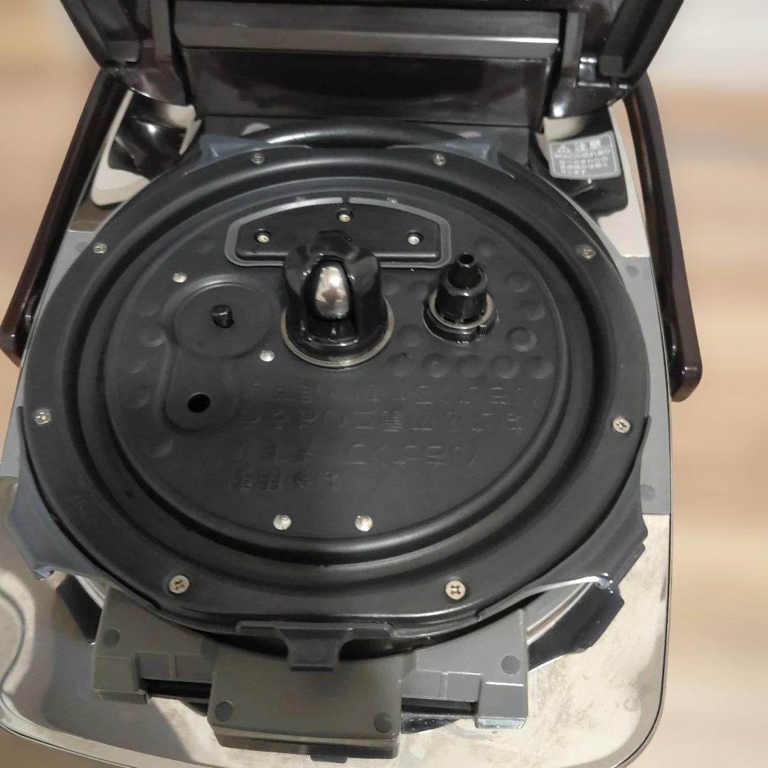 Zojirushi NW-AB10 炊飯器 ブラック