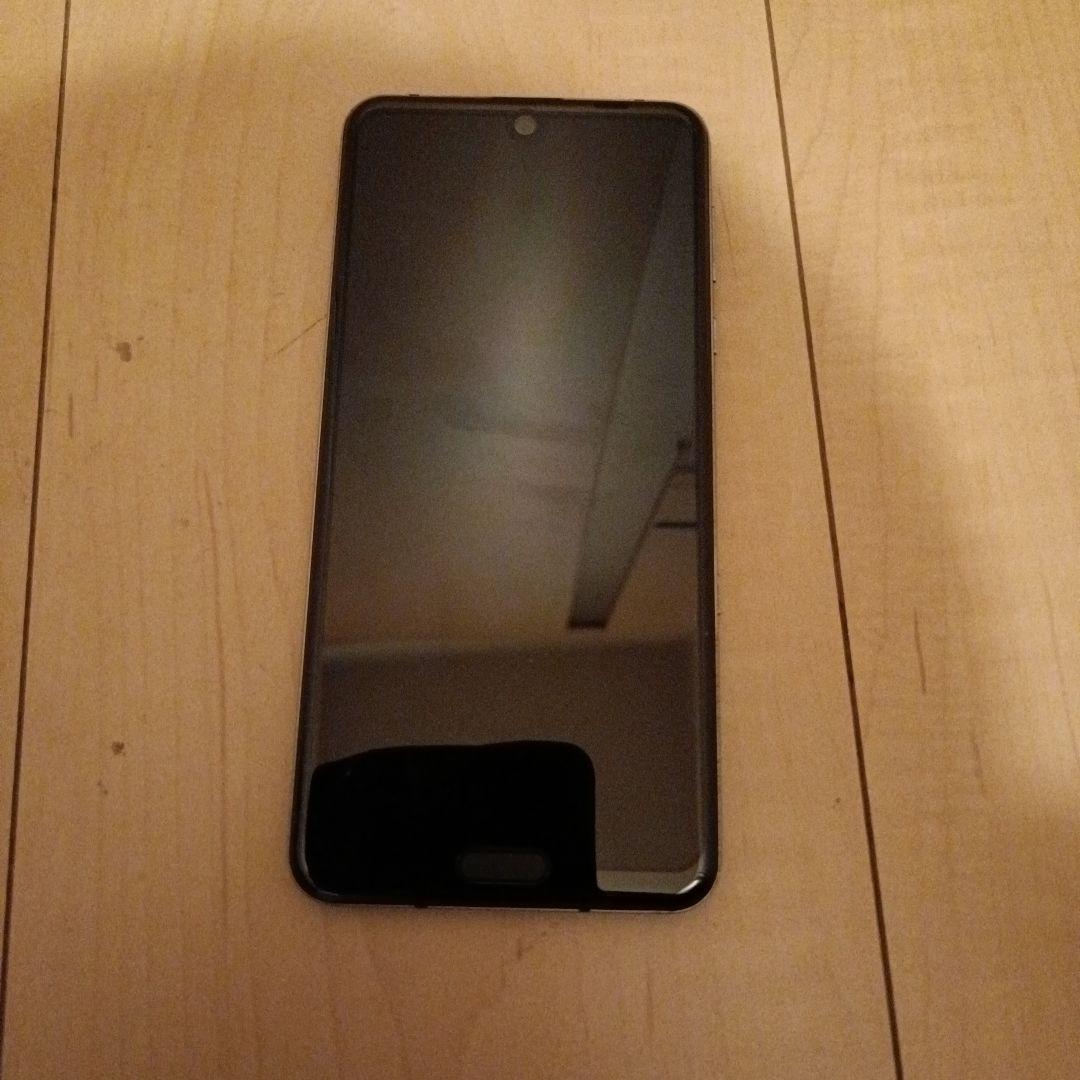 AQUOS 　R3 SHV44 スマートフォン 本体