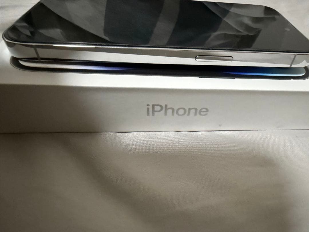 (美品)IPhone14pro 256gシンガポール版