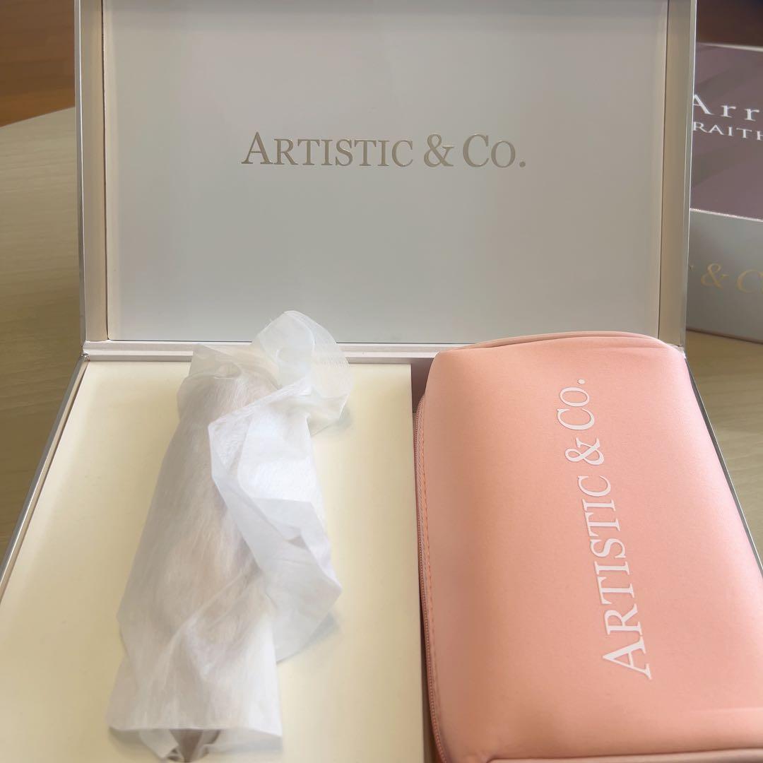 【3月3日まで限定値下げ‼️】ARTISTIC & CO. 美顔器 専用ケース付き