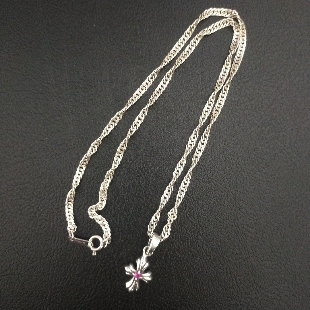 人気　クロス シルバー 925 ネックレス　　ルビーペンダント　美品