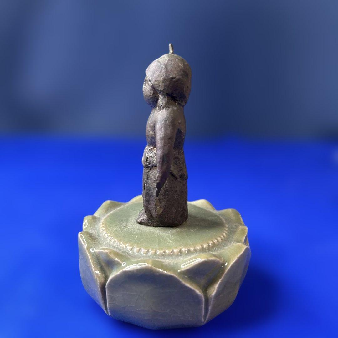 誕生仏　天上天下唯我独尊　陶器台座付