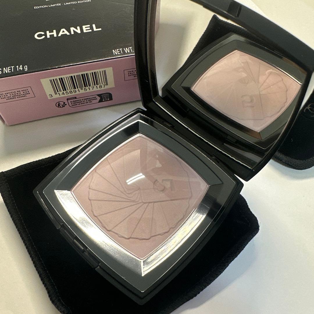 CHANEL LES TAROTS マットパウダーブラッシュ ラベンダー