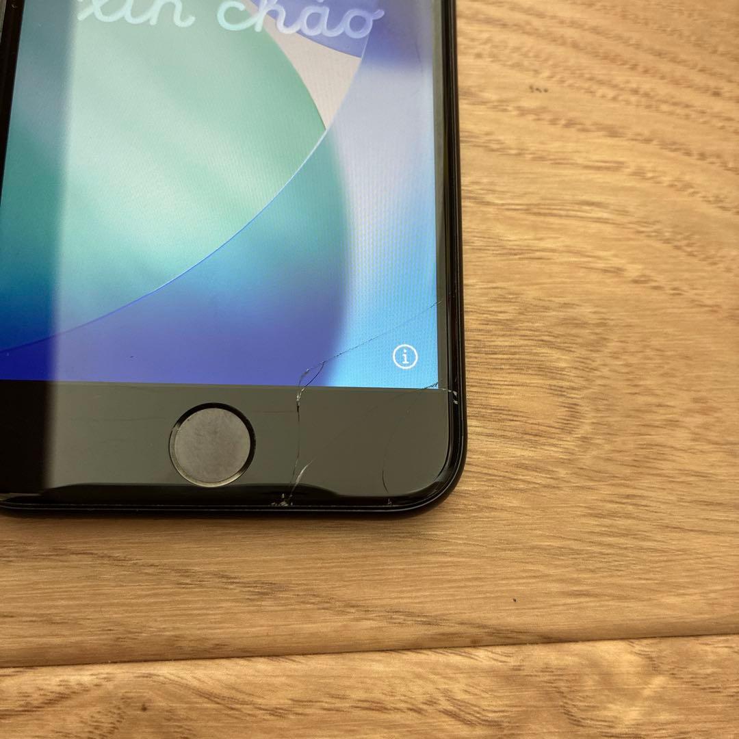 iPhone SE2 ブラック64GB SIMロックなし