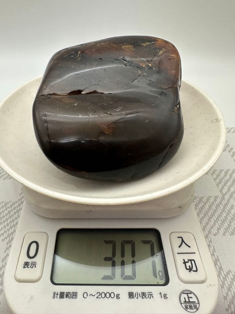 専用 ミャンマー産 天然アンバー 琥珀 原石 大振 飾り 307g