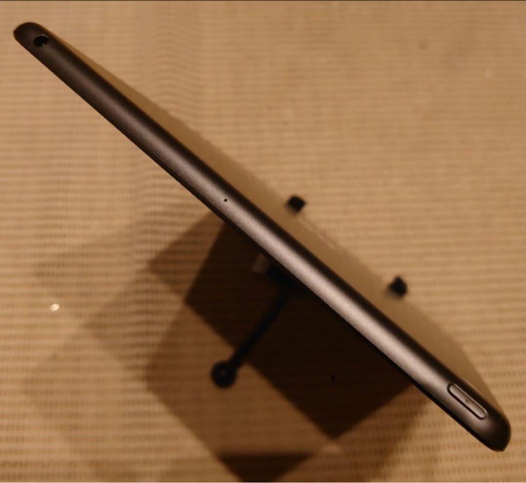 X9DCV動作品液晶無傷iPad第9世代(A2602)本体64GBジャンク品