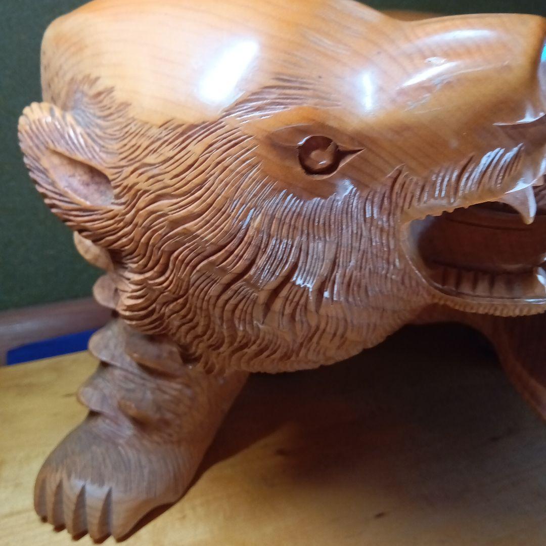 木製クマの彫刻 花台付き