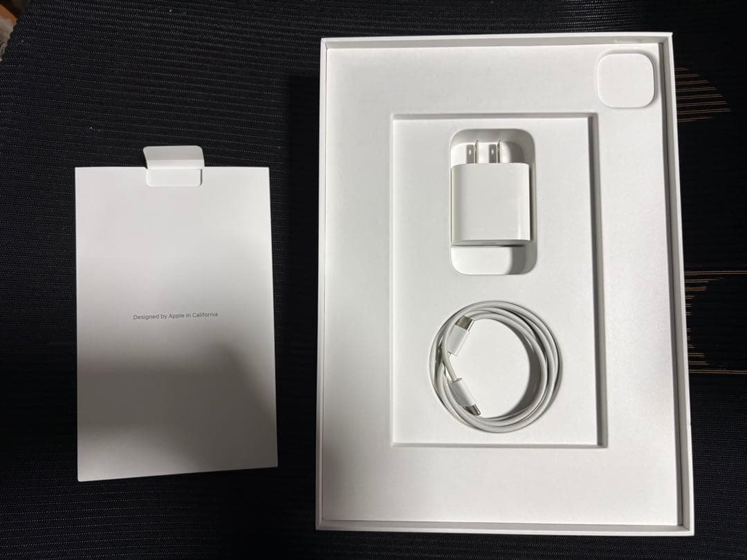 美品、Apple iPad Pro11第3世代128GB ケース、キーボード付き