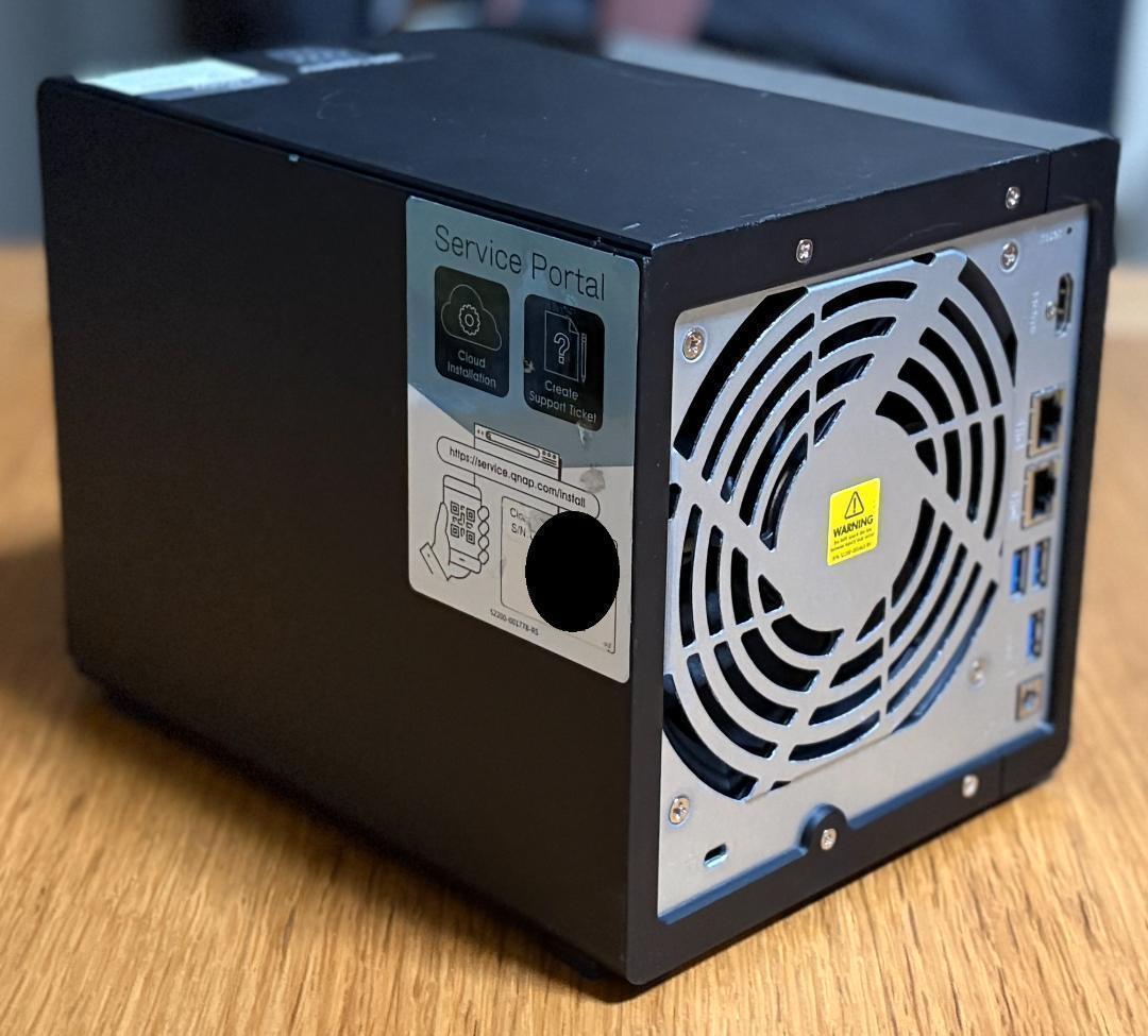 QNAP ／TS-451D2