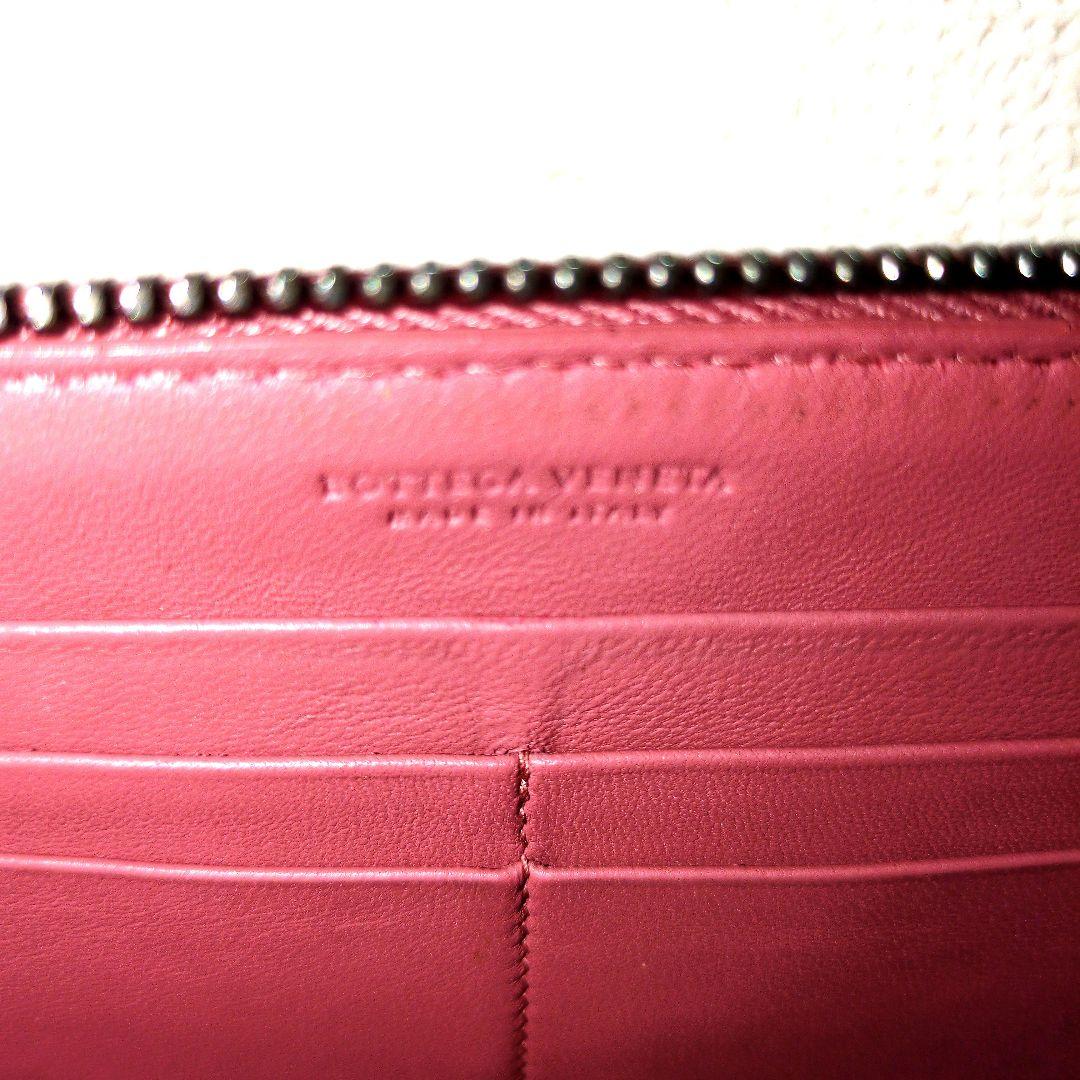 BOTTEGA VENETA イントレチャート ラウンドファスナー