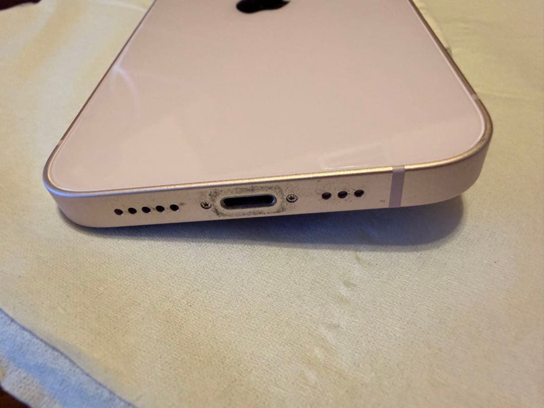 美品！ Apple iPhone 13 ピンク本体 バッテリー残容量８８%！