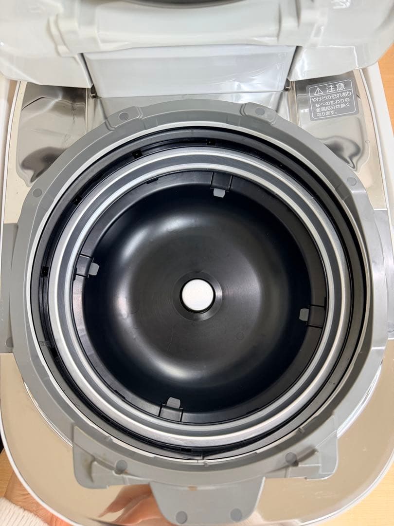 象印 ZOJIRUSHI NP-WA10 IH炊飯器 5.5合炊き 極め羽釜