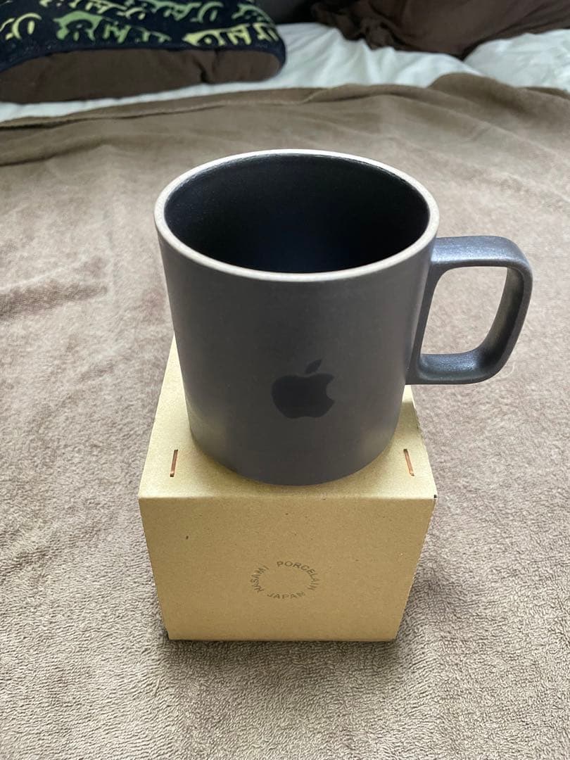 未使用品　アップル社　Apple マグカップ　HASAMI 波佐見焼Black