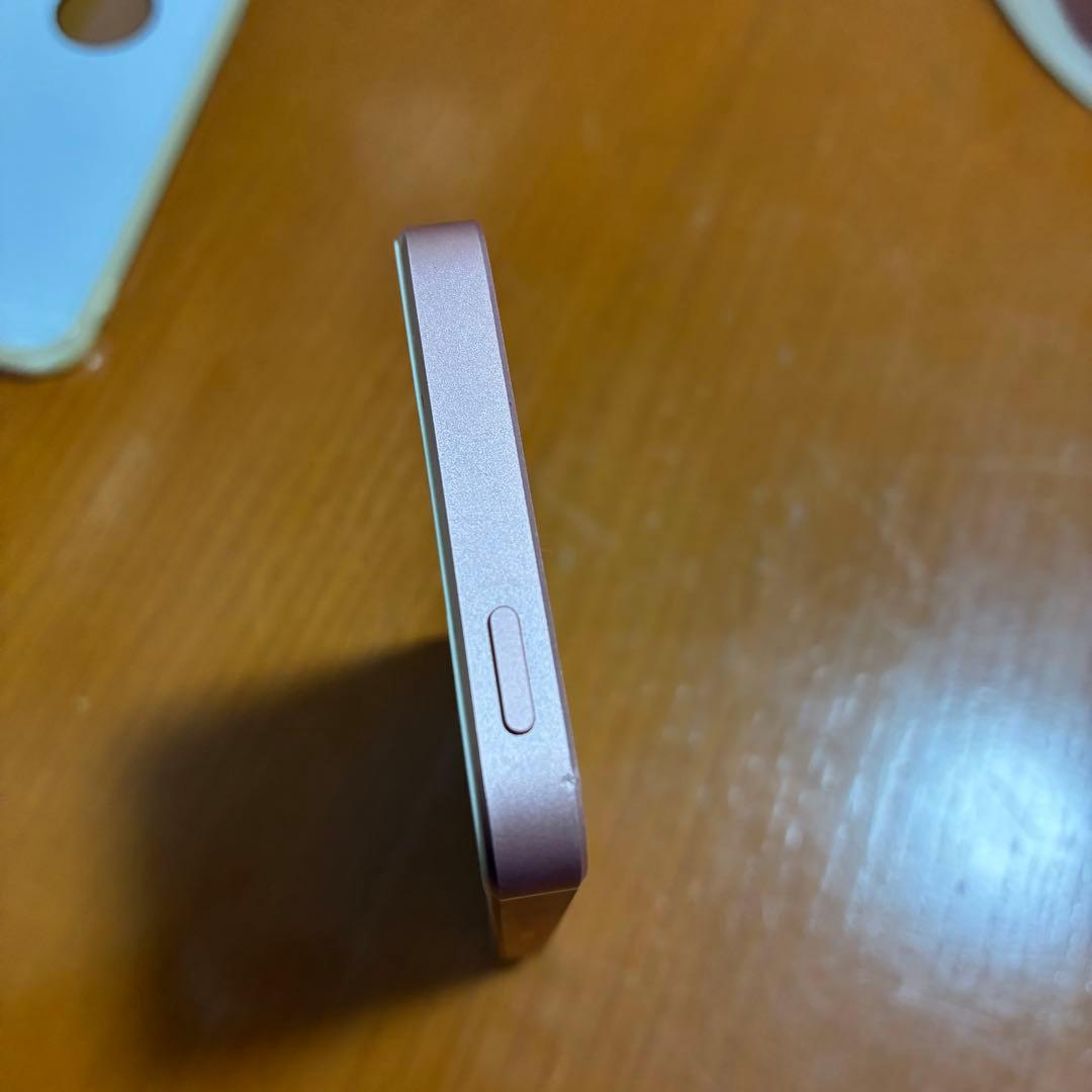 iPhone SE ローズゴールド 本体