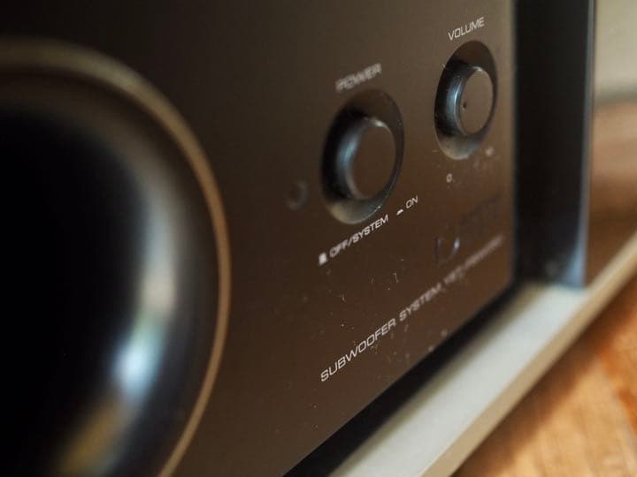 【近県送料込】デジタルサウンドプロジェクター YAMAHA YSP-LC4000