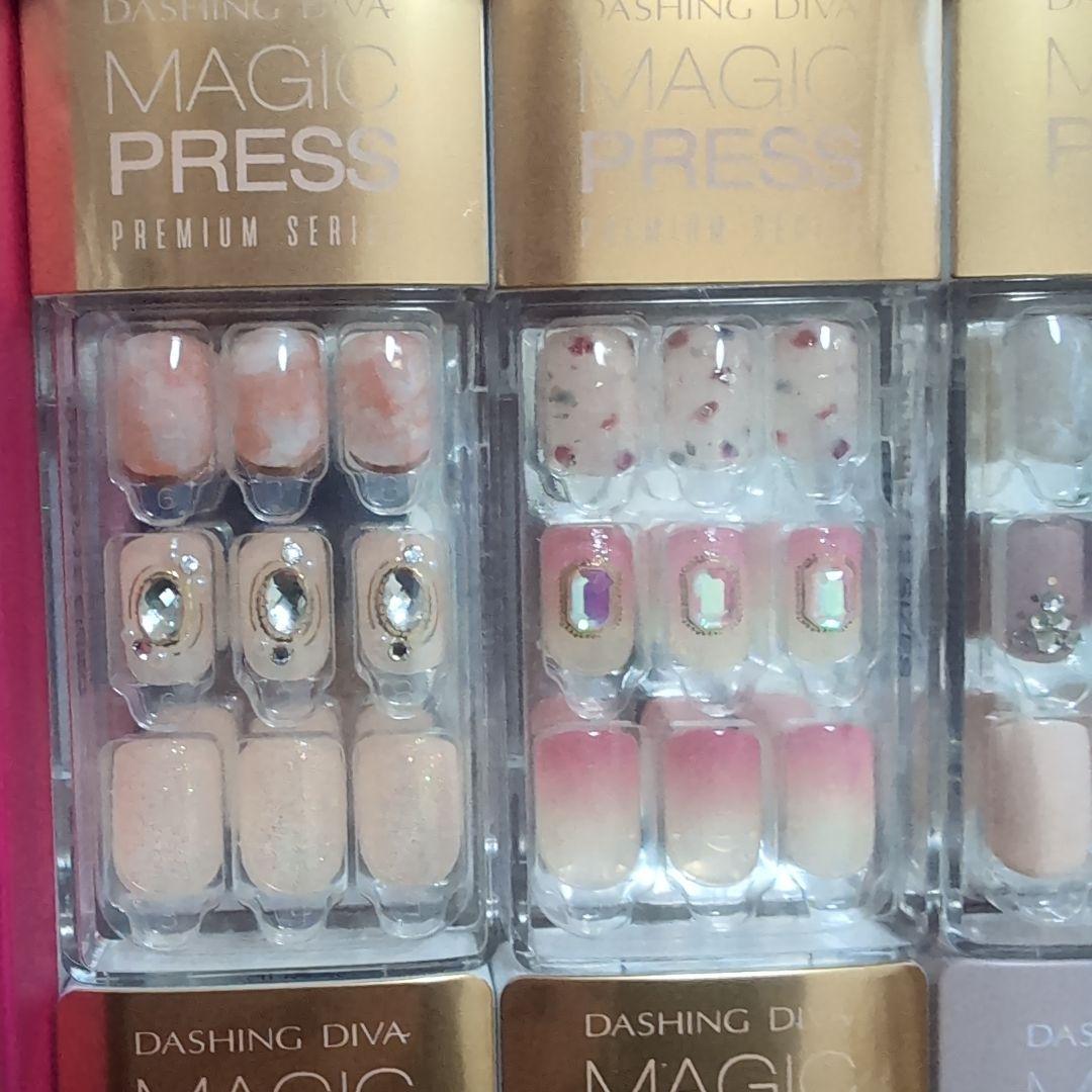 DASHING DIVA MAGIC PRESS ネイルチップ セット