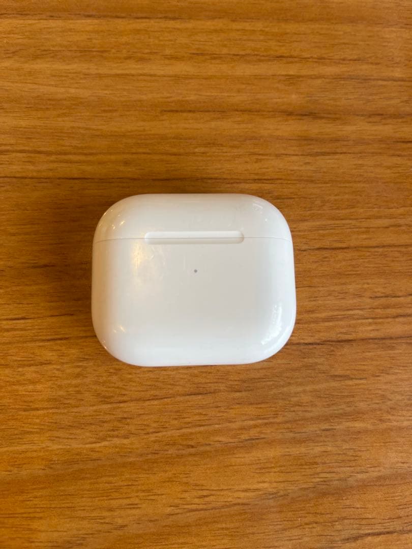 Apple  純正 AirPods 機種不明　ホワイト