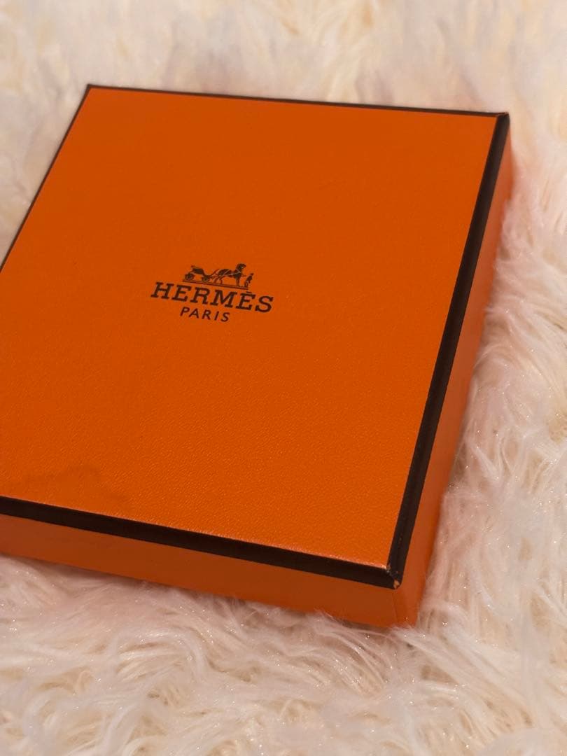 美品なお品♡HERMES ギフト オレンジボックス アクセサリー リボン付