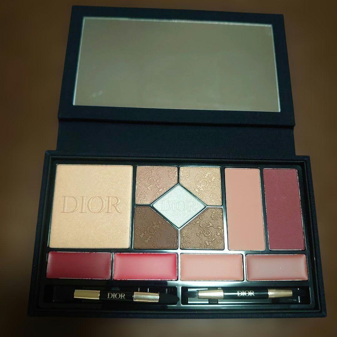 【Dior】クリスマスコフレ エクラン クチュール マルチユース パレット