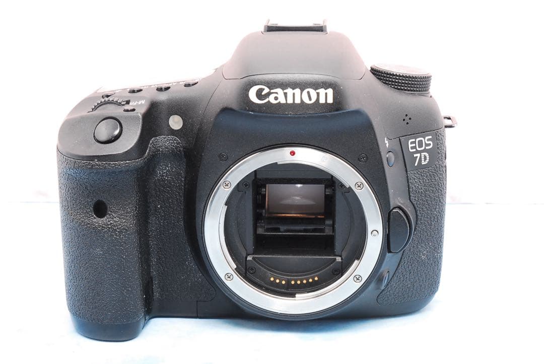 キャノン EOS 7D✨卒園式や卒業式✨超望遠レンズ付✨一眼レフカメラ