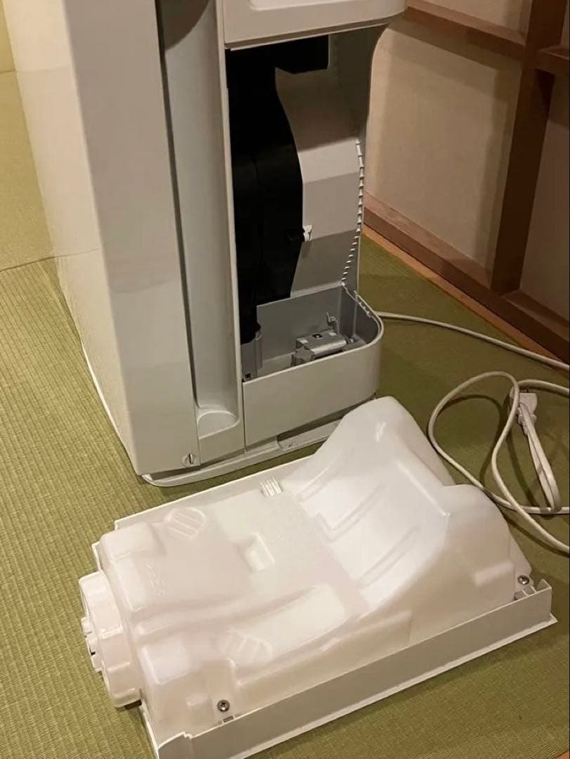 【美品】ダイキン 加湿空気清浄機 MCK70V-W ホワイト ストリーマ