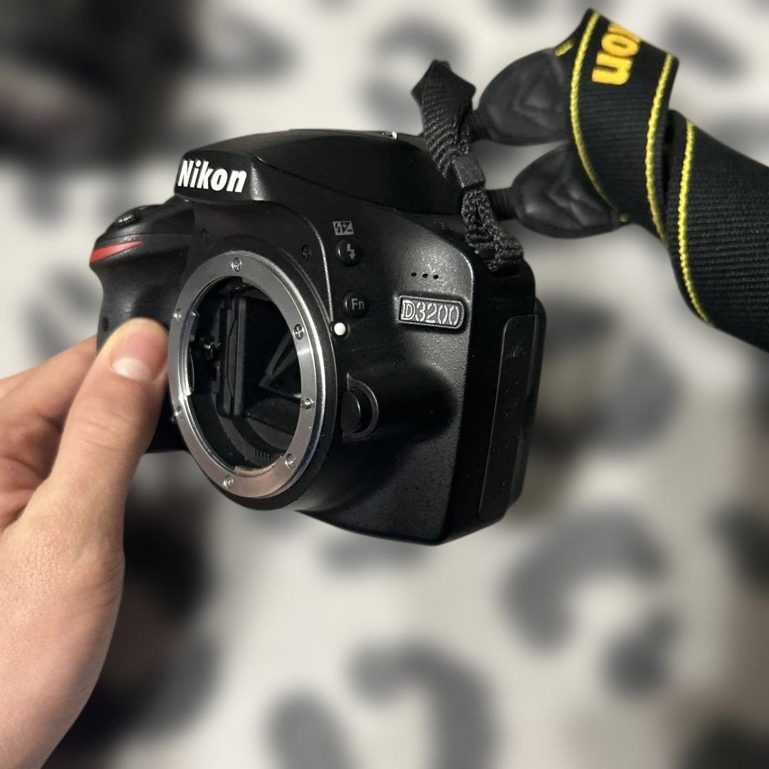 Nikon D3200 ＋ Nikonレンズ×3その他セット