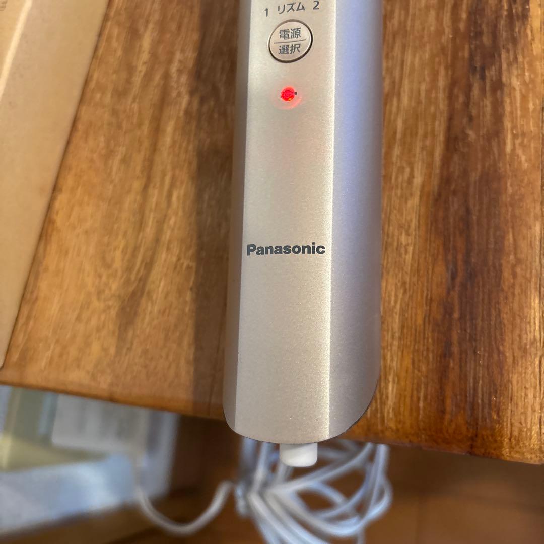 Panasonic／人気のRF美顔器 EH-SR74
