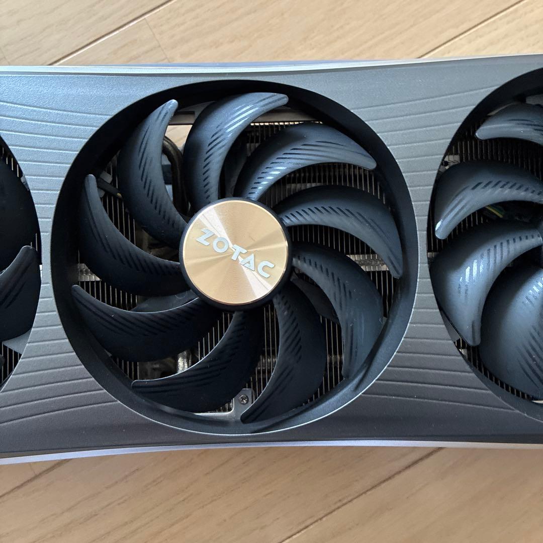 zotac RTX 4090 ヒートシンク　ファン　バックプレート　LED