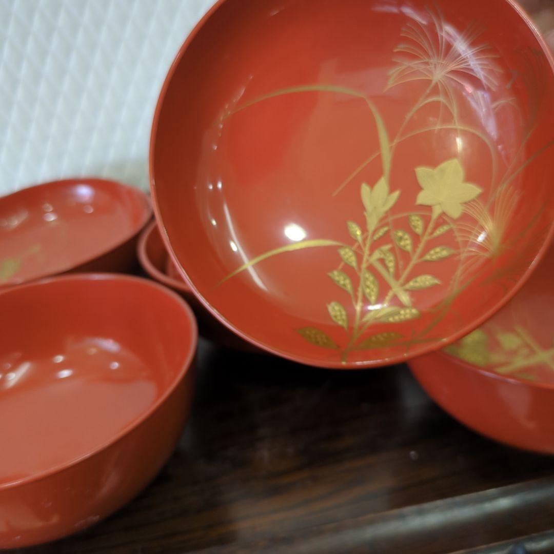 骨董　お椀　蒔絵　図変わり　漆器　木製　蝶々と花　5つ