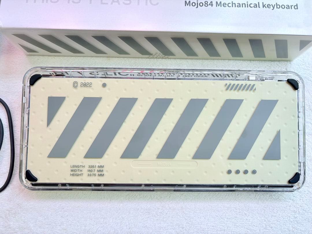 melgeek mojo84 wasteland 荒地モデル キーボード