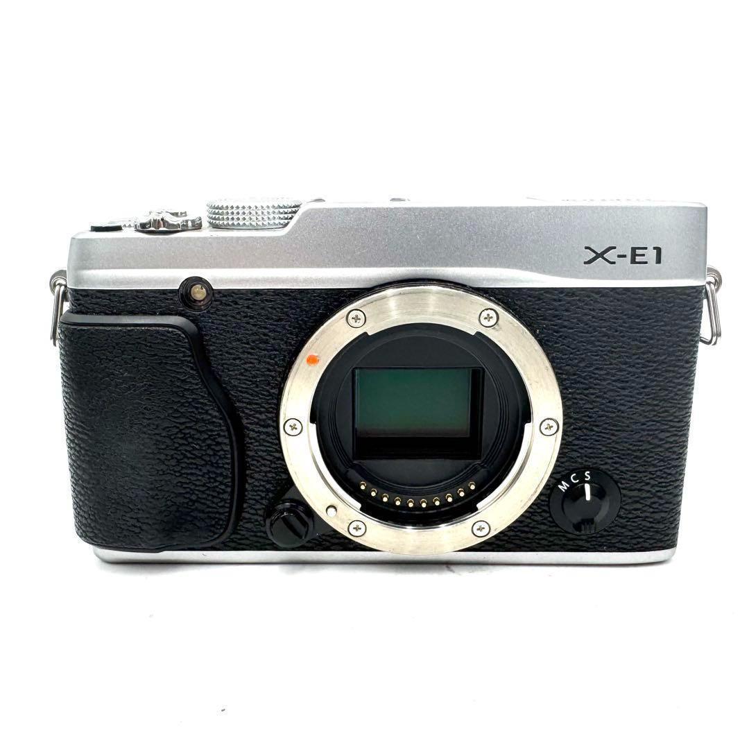 美品 FUJIFILM フジフィルムX-E1 ミラーレス 一眼　シルバー