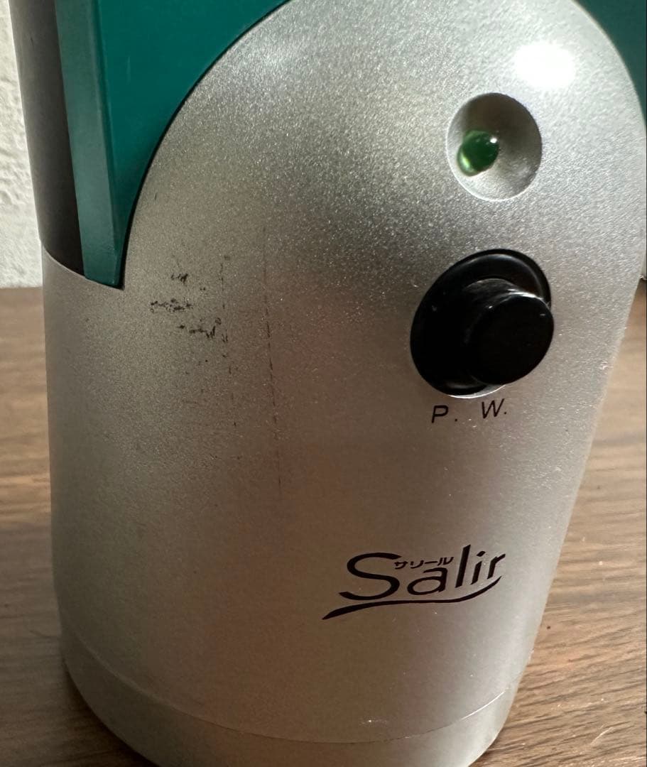 ま*ね様 サリール　Salir 空気清浄機 KO-102D