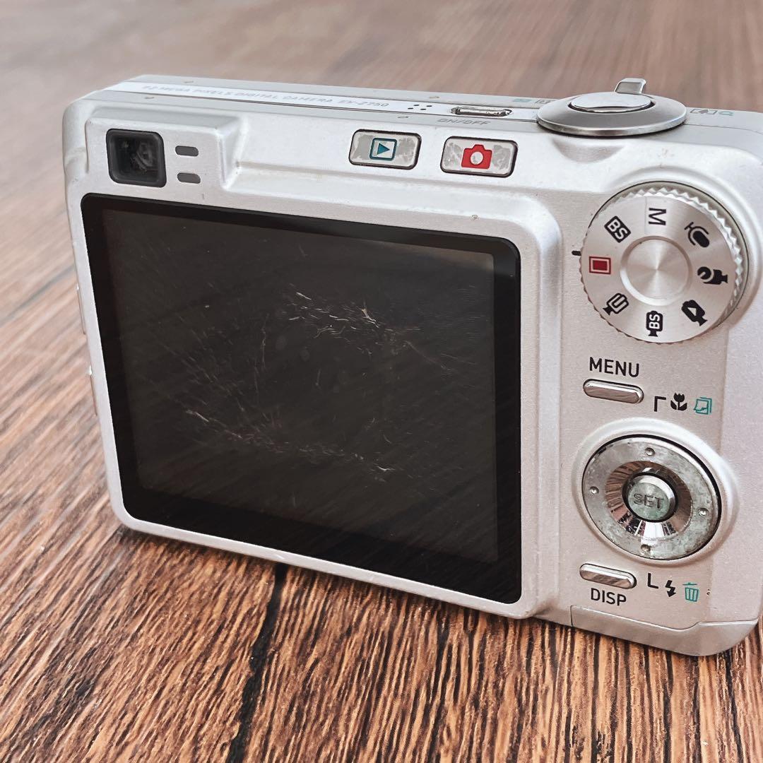 CASIO EXILIM EX-Z750 シルバー デジタルカメラ　シルバー