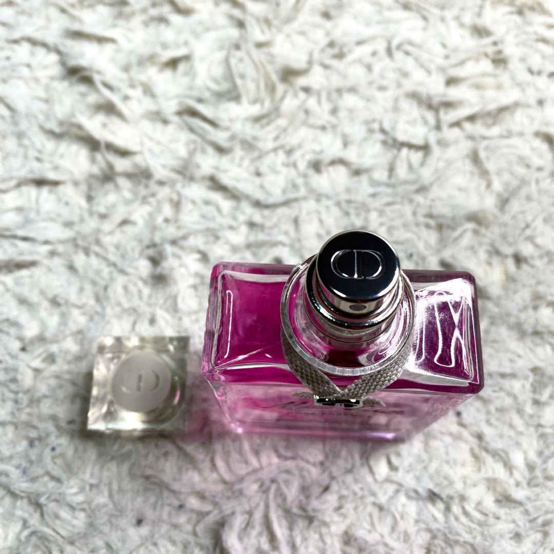 未使用に近い✨Miss Dior Rose Essence 100ml✨