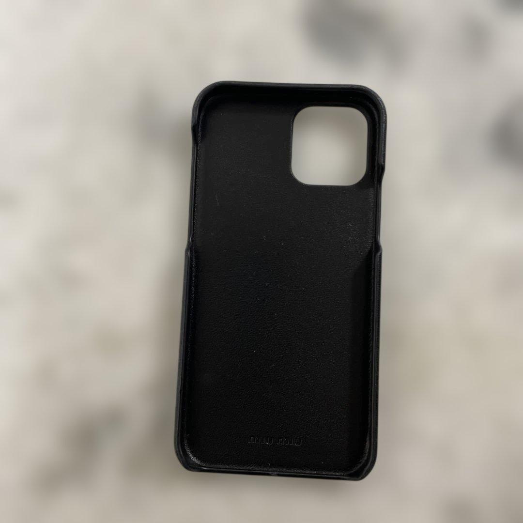 MIU MIU ブラックドット iPhoneケース