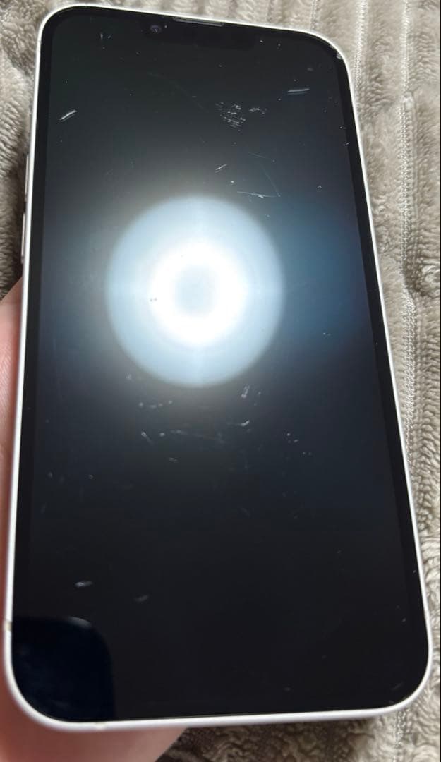 iPhone13 スターライト128GB