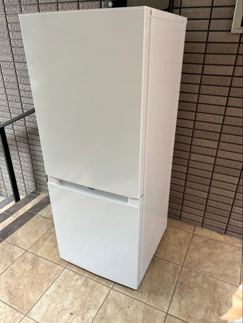 Haier 冷蔵庫 JR-NF140M 2022年製　一人暮らし冷蔵庫