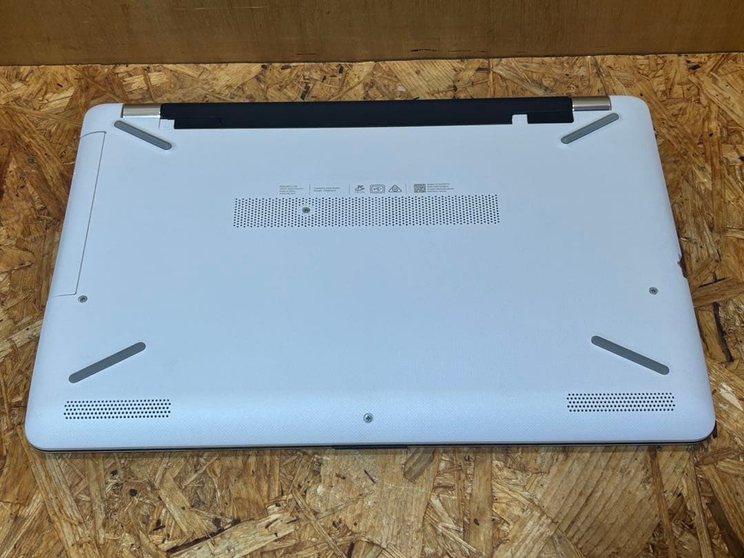 ノートパソコン HP Laptop 15-bs005TU Win10 4GB